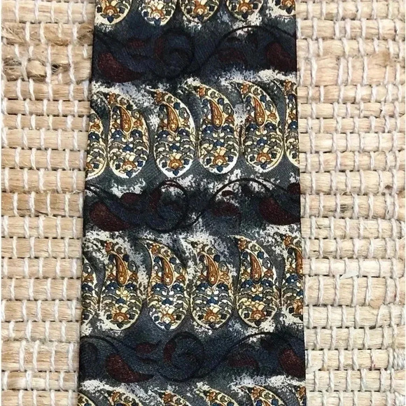 Ferrell Reed for Hodge & Sons All Silk Tie - Picture 7 of 8